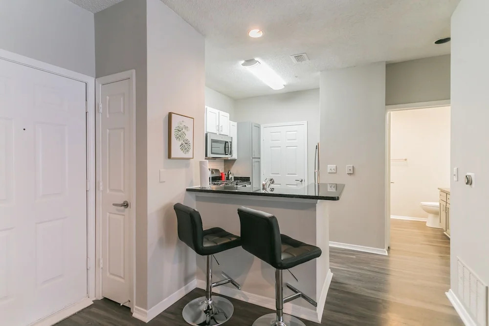 The Luxe Suites of North Atlanta