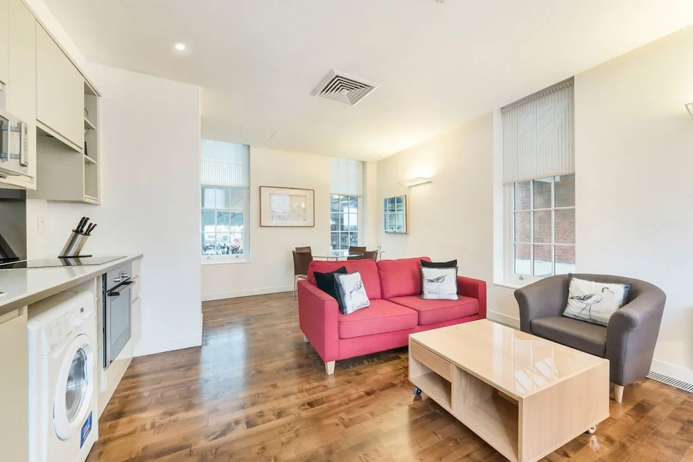 LCS Liverpool Street Apartments