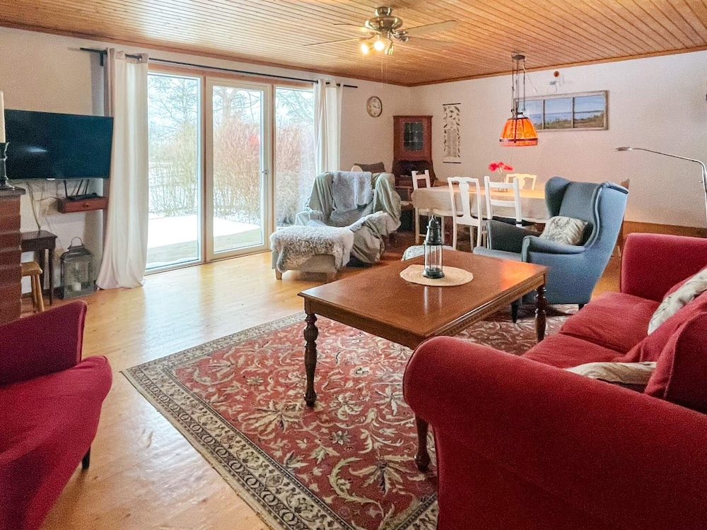 6 Person Holiday Home in Lottorp