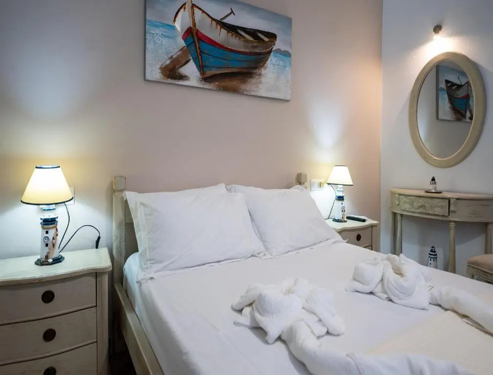 Giasemi Room No 8 Folegandros