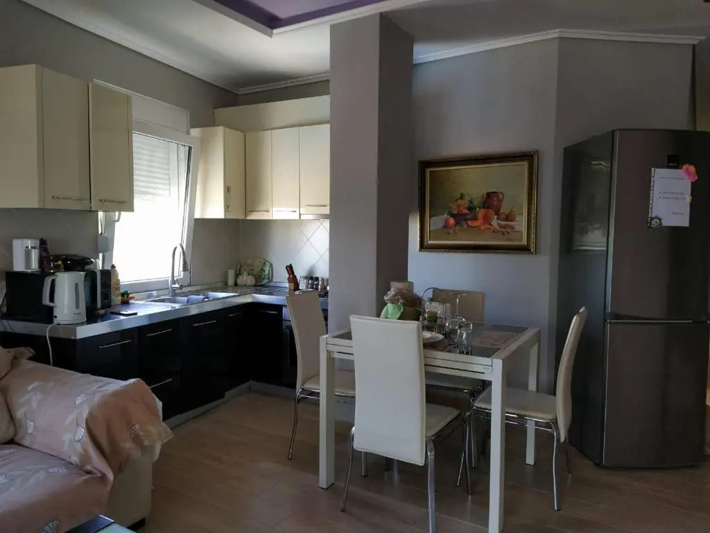 Mia's Sea View Apartment