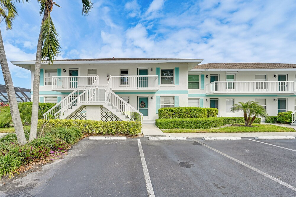 Pool Access! Retreat 6 Mi to Marco Island Beach