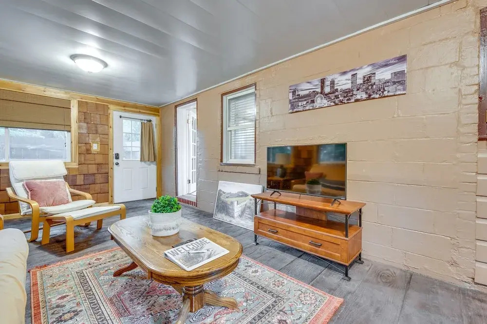Dog-friendly Atlanta Vacation Rental Near Parks!