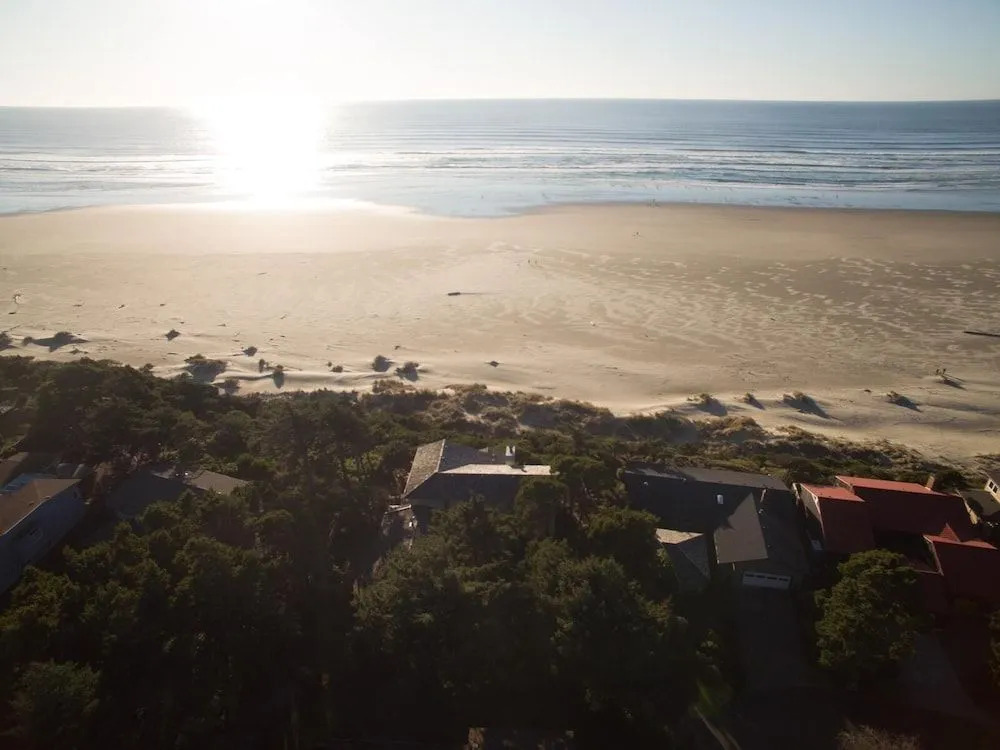 Gene's Coastal Escape