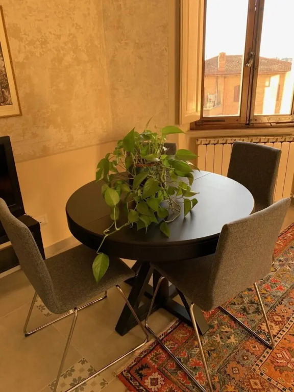 Captivating 2-bed Apartment in Siena