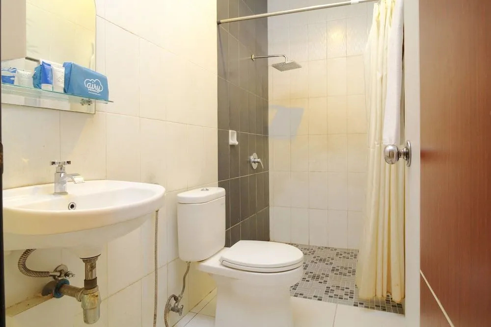 Airy Panakkukang Topaz Raya Blok F 5 Masale Makassar
