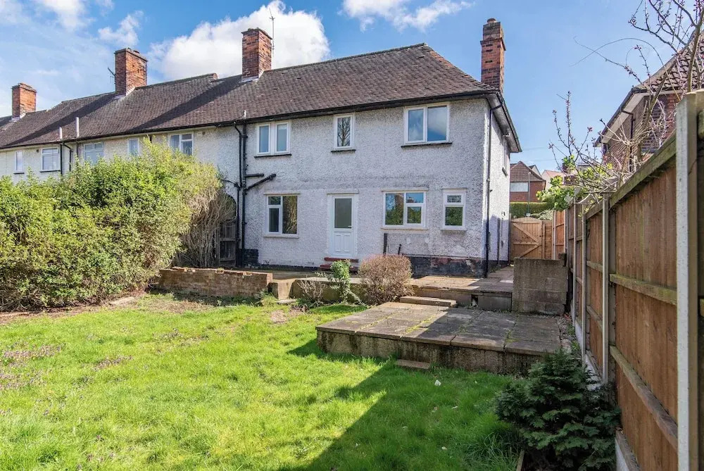 Kneeton Vale