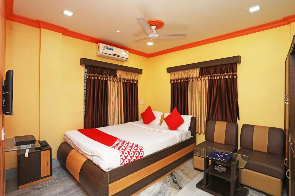 OYO Flagship 10079 Rainbow Guest House