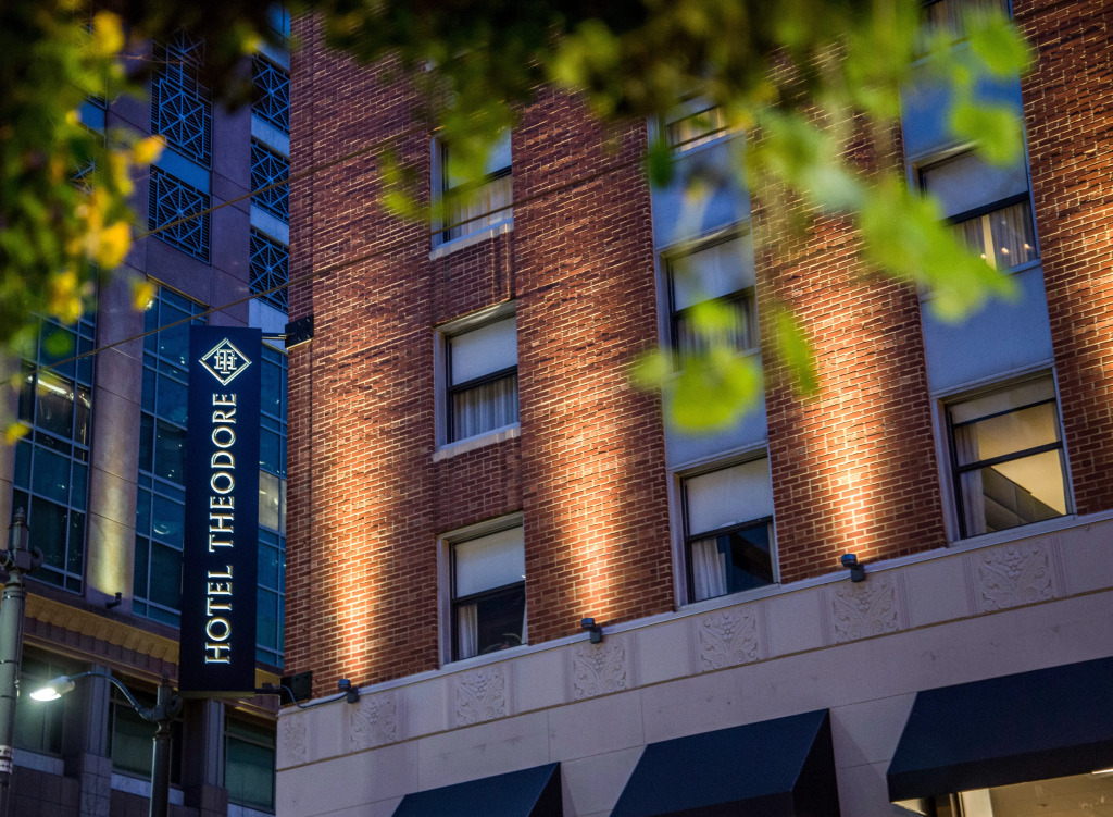 Hotel Theodore Seattle Downtown, Tapestry by Hilton