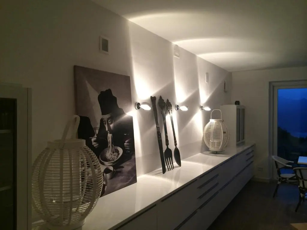 Zeno Suites
