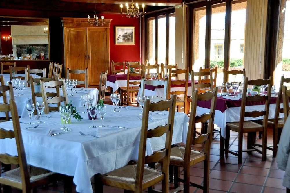 Logis Hotel Au Rendez-vous des Chasseurs