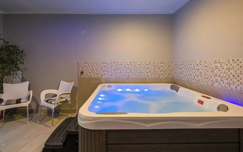 Tranquil Retreat With Pool in Drenje