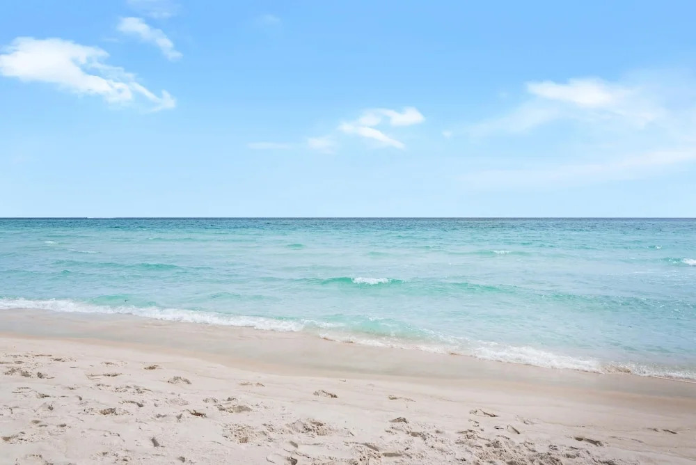Searenity at Inlet 2