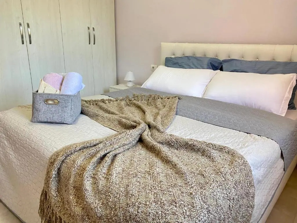 Ultra Apartments 'New Baazar 2'