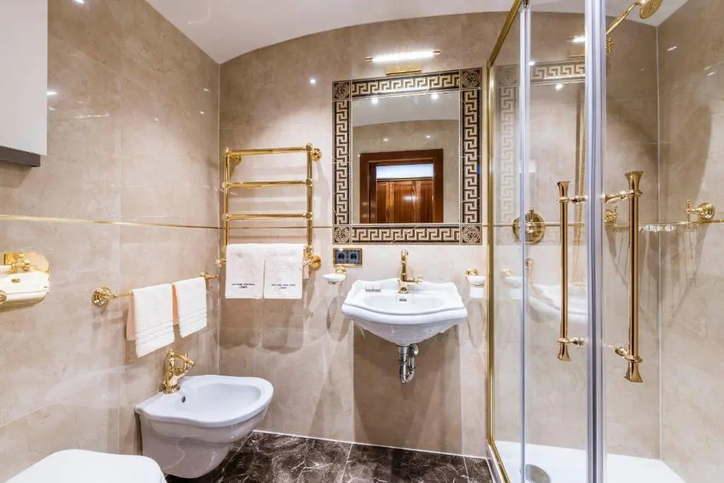 Luxury Lodge - Lener Express