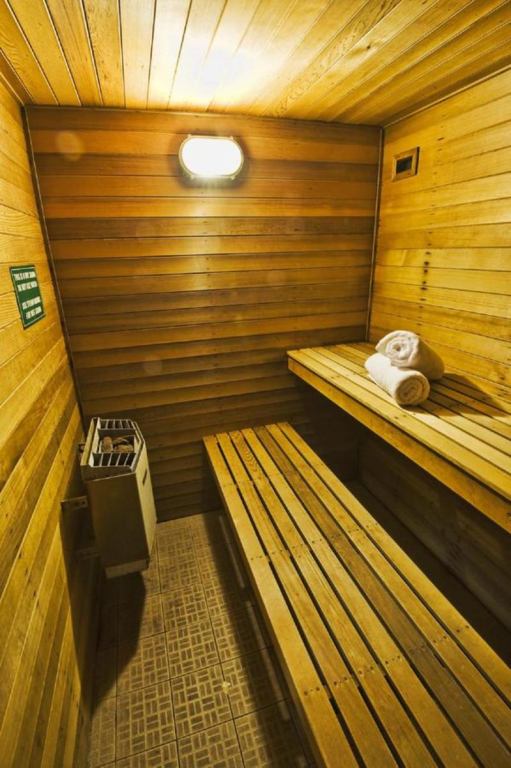 Mt Buller Chalet Hotel & Suites