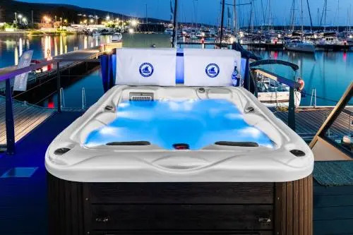 Floating Holiday Home