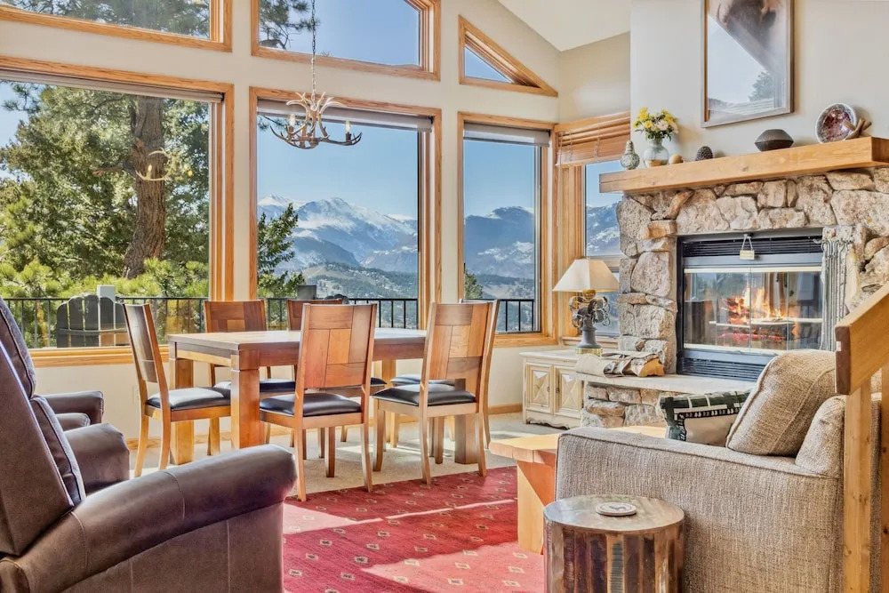 Dances With Wolves Vacation At Windcliff 3 Bedroom Home by RedAwning
