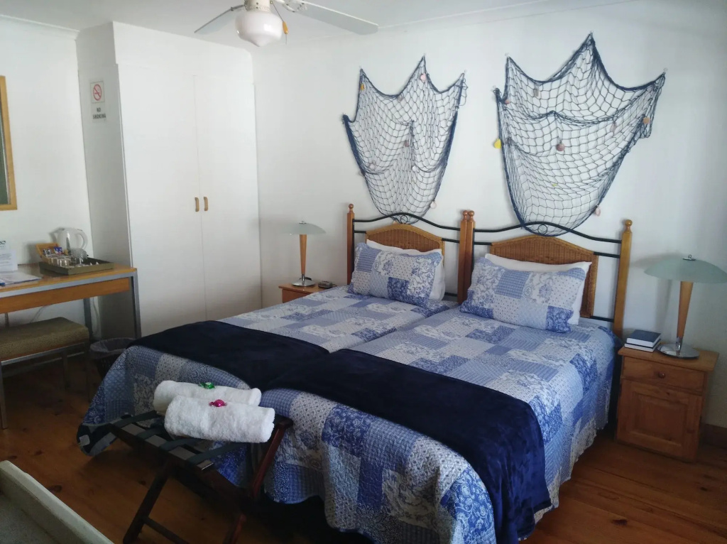 Le Bay Lodge