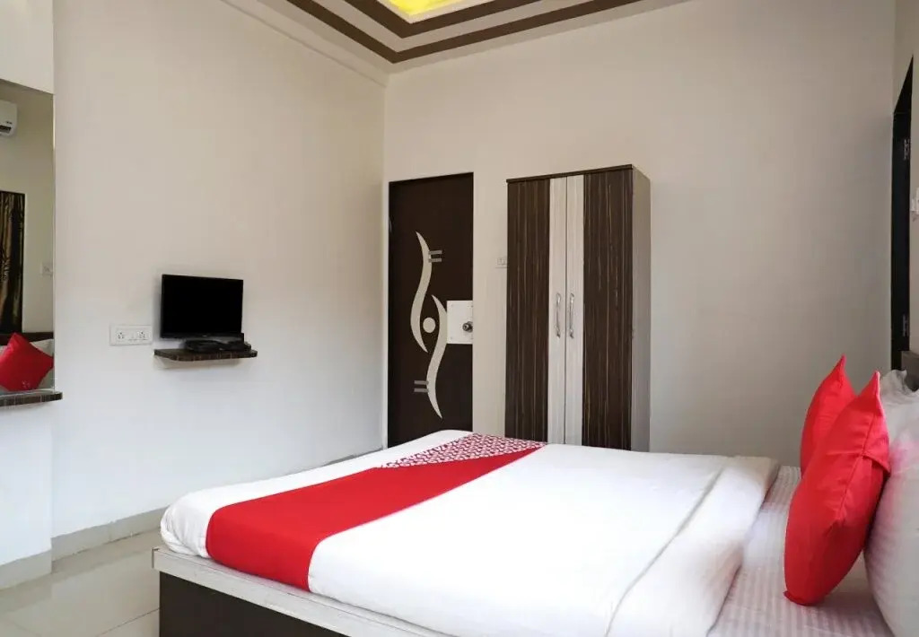 OYO 23696 Hotel Sai Vihar