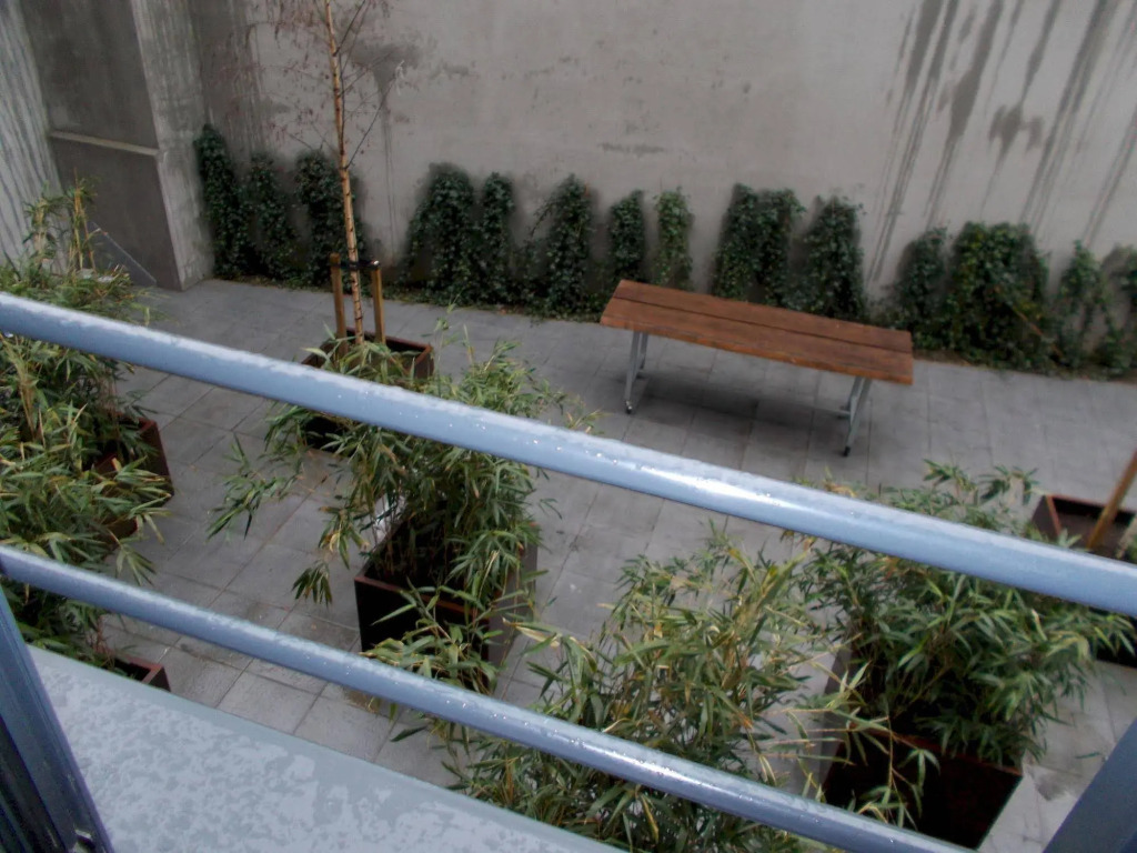 Brxxl 5 City Centre Hostel
