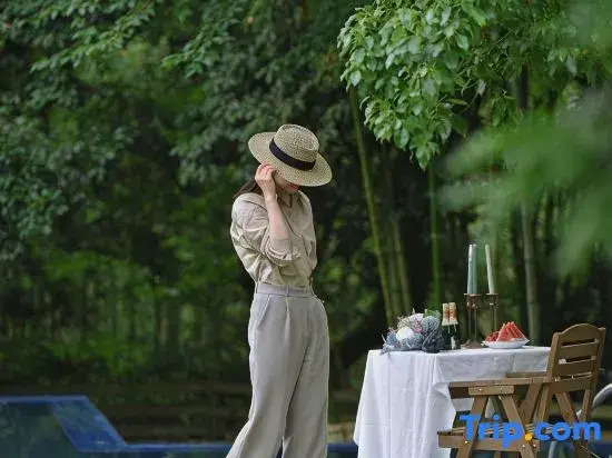 Yunjian ·PUBU Coffee Star Designer Meisu (Yunshang Grassland Tourism Resort Branch)