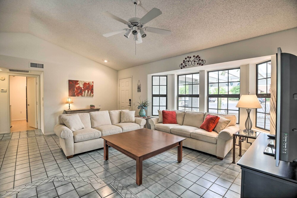 1 Mi to Golf! Family-friendly Sun City West Home