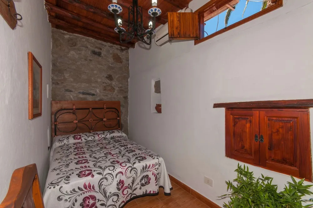 Casa Rural Piscina Privada en San Bartolome II