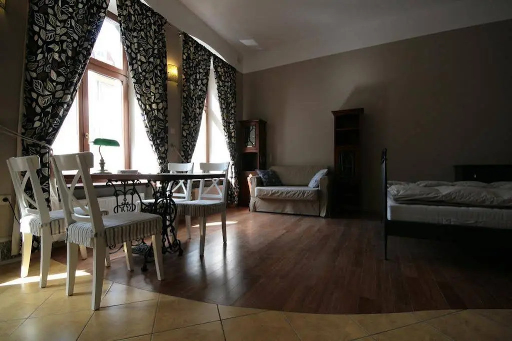 LeoApart Solny Square ApartHotel