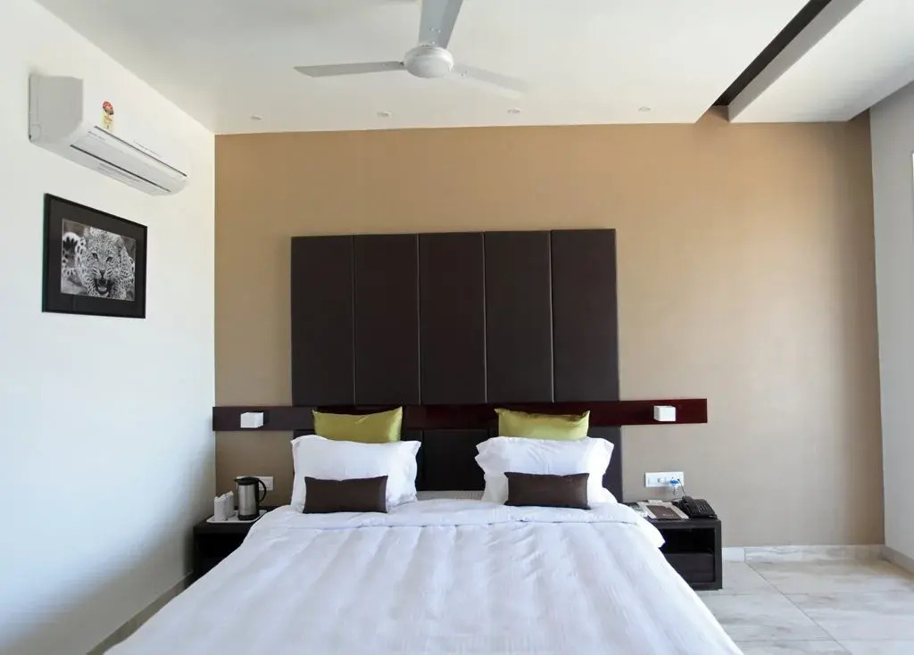 Hotel The Grand Daksh Somnath