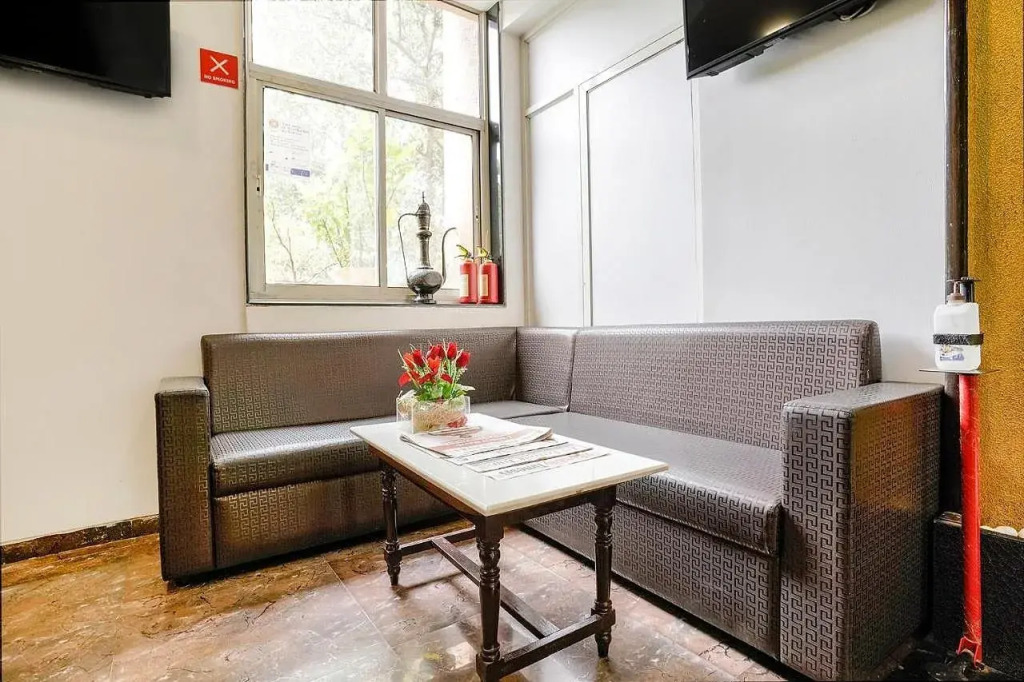FabHotel Divine Residency