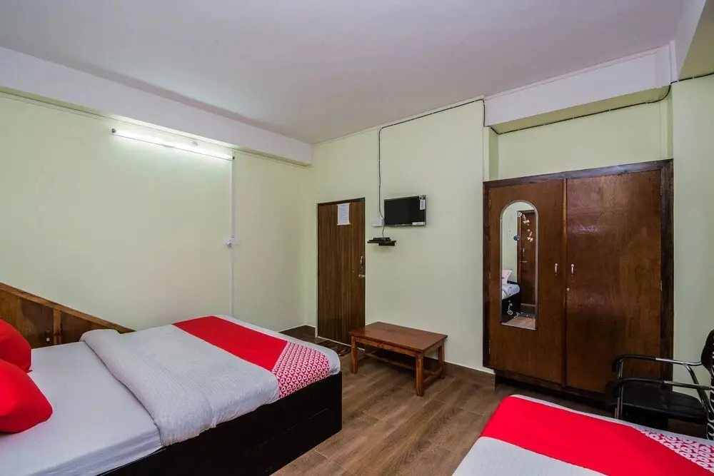 Cherry Blossom Inn By OYO Rooms