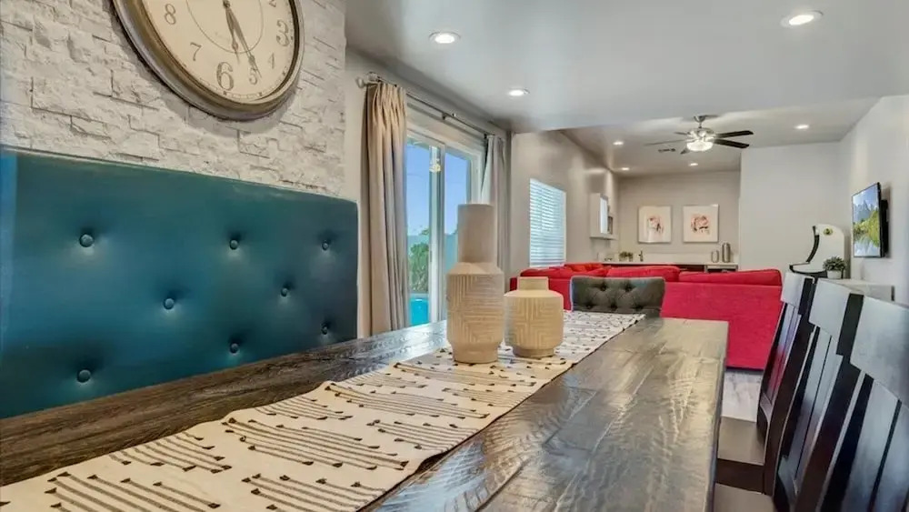 Amazing 4-bdrm W/backyard Paradise in Scottsdale!