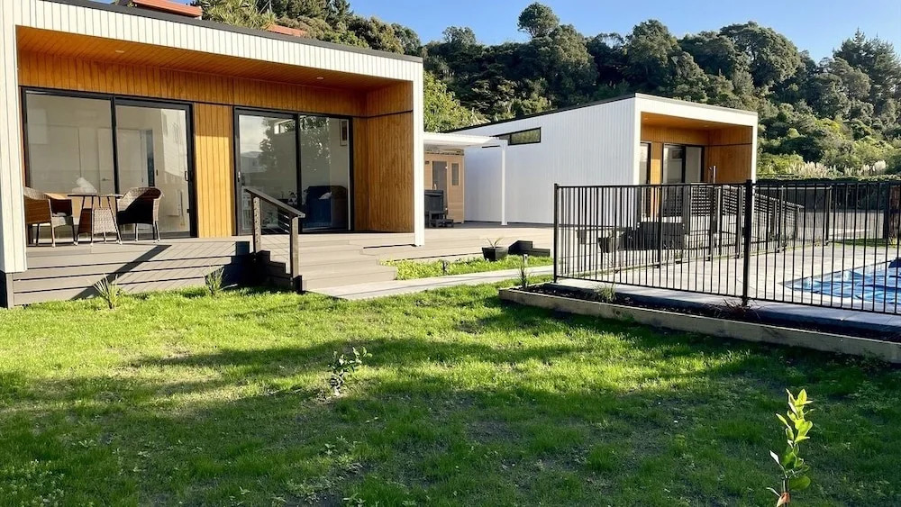Ohope Villas with Spa,Sauna,Pool, Adults Only