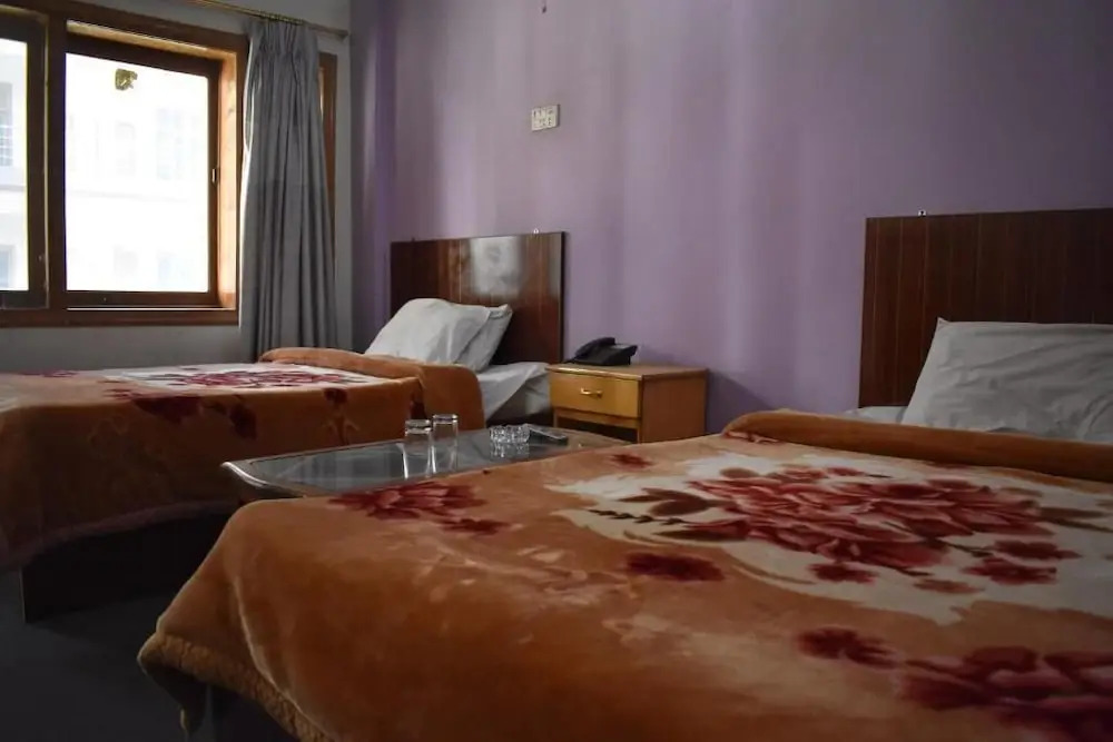 Hotel Shaheen