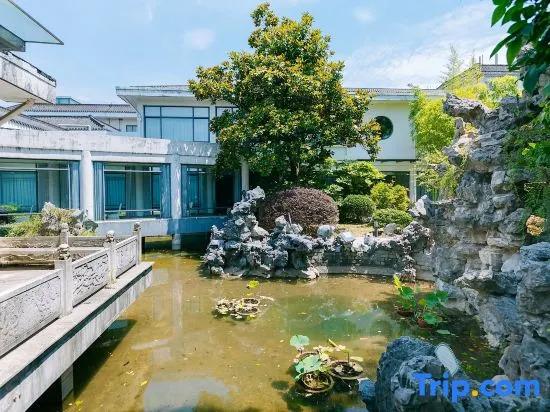 Yangzhou Slender West Lake Wisteria Hotel