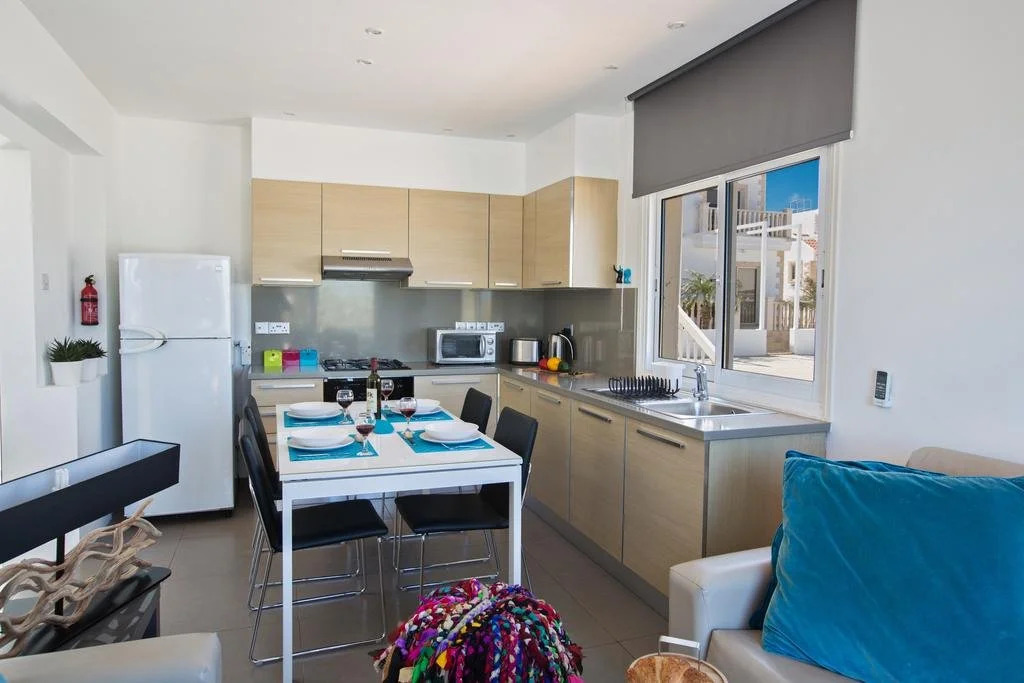 Nicholas Seaview Apartments