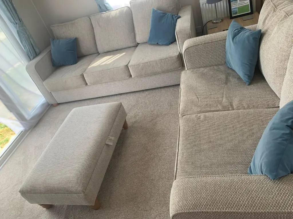 J2 static caravan at Fairway Holiday Park
