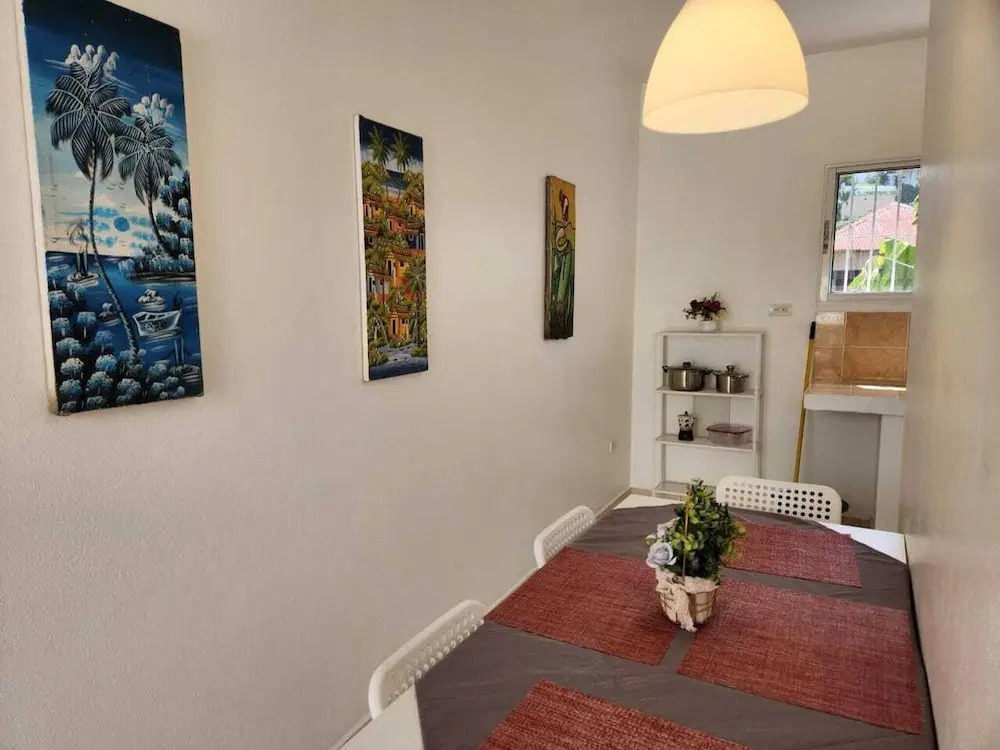 Secure 3-pers Apartment Close to the Beach