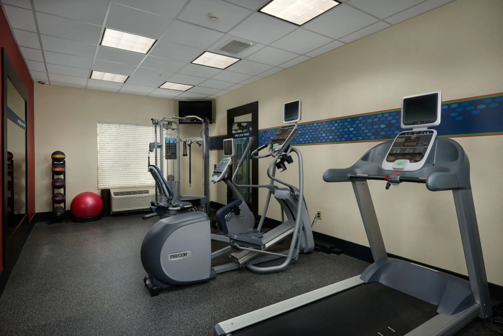Hampton Inn & Suites Rogers