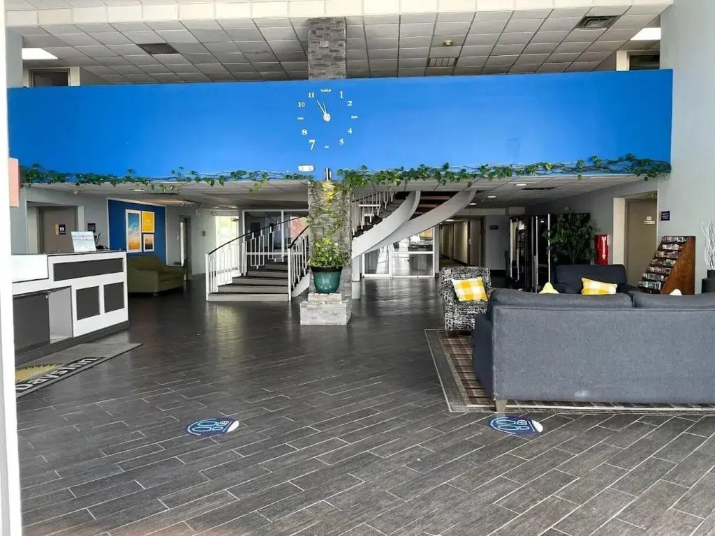 Days Inn by Wyndham Fort Wright Cincinnati Area