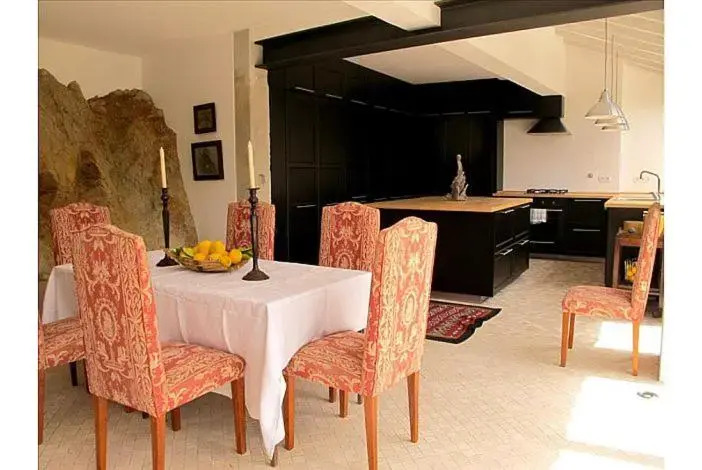 Heart of Sintra - Amazing Views, Pool & Garden