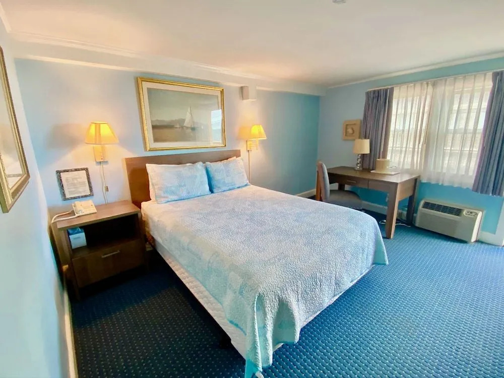 The Heights Hotel