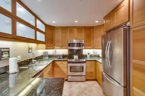 Waterfront Getaway 7 Townhouse