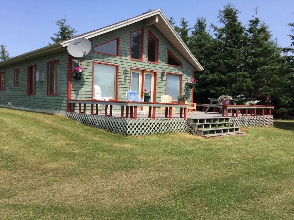 Cable Head Suites & Cottages