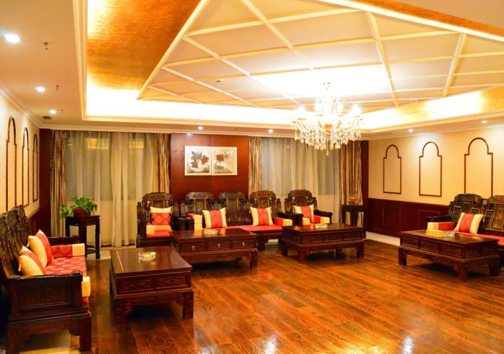 Tianjin Huaxin Peninsula Hotel