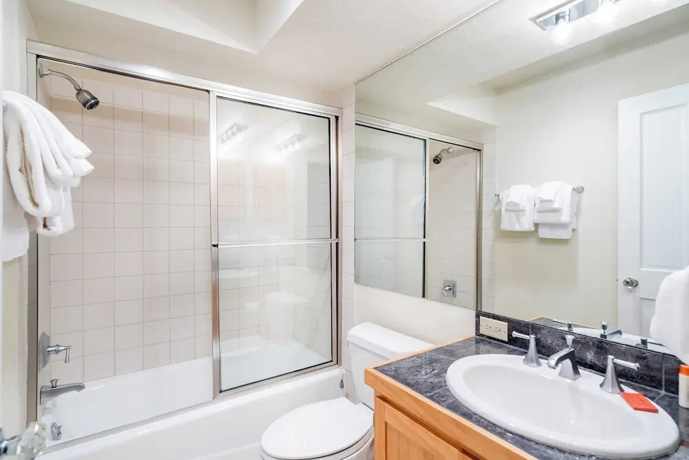 Etta Place Too 113 by Avantstay Close to Town & The Slopes! In Complex w/ Communal Pool & Hot Tub