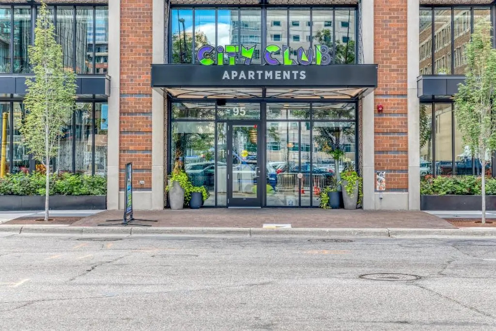 Mint House Minneapolis - Downtown West