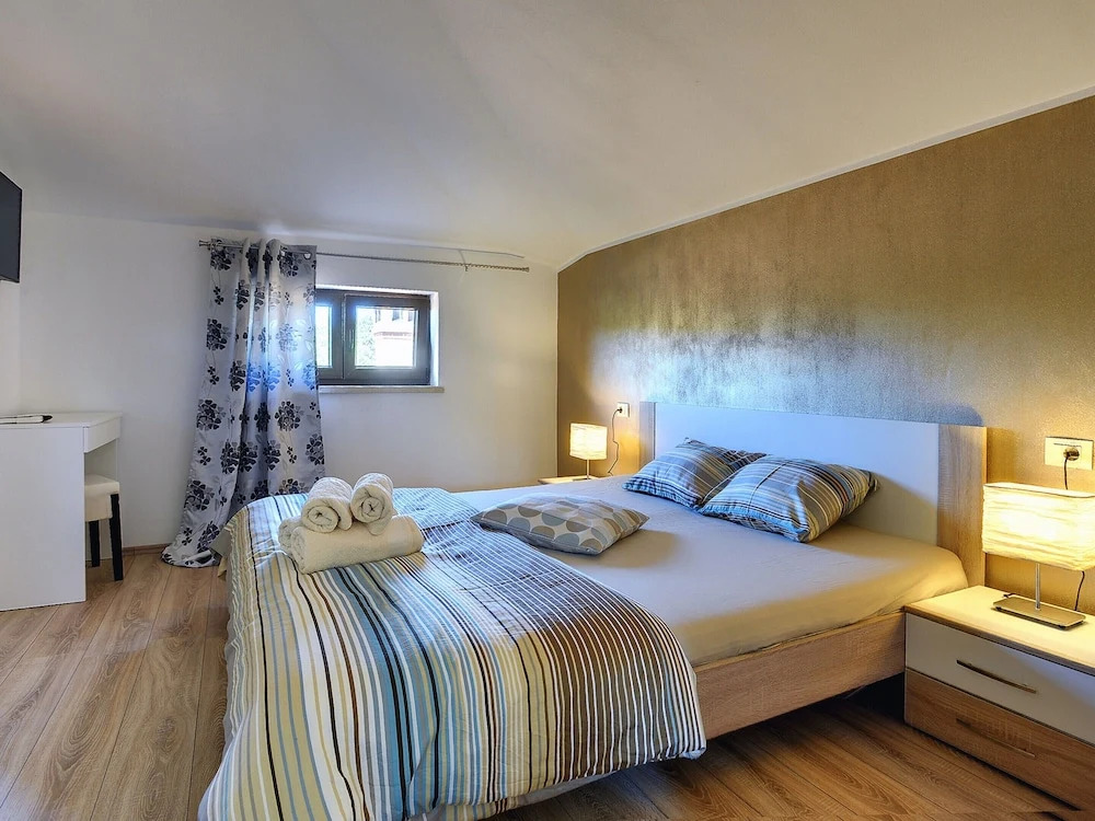 Villa in Rovinj with Private Pool and Sea Nearby