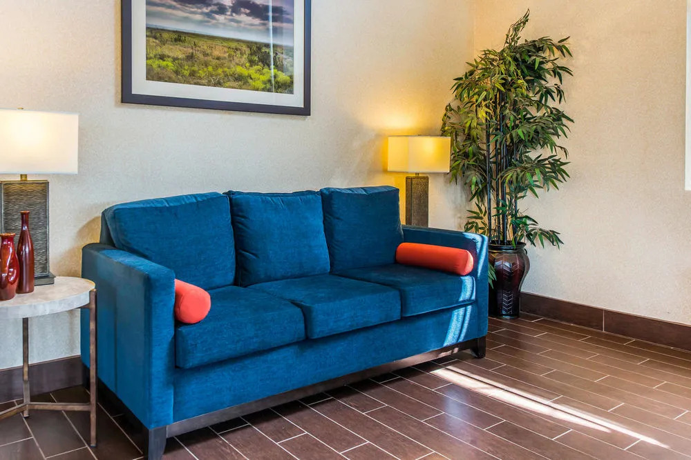 Comfort Inn & Suites North